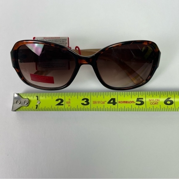 NWT Jennifer Lopez Women’s Fashion Sunglasses 100% UV Protection Multi Colors - Picture 8 of 8